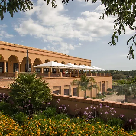 Amendoeira Golf - And 4*